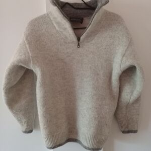 Men's Gray Sweater